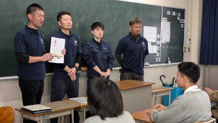 好評につき再販開始！ソロキャンパー向け鉄板『スタッ