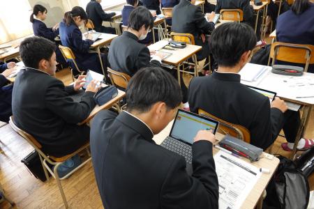 【長崎県初】長崎県立諫早高等学校が、偏差値以外の評