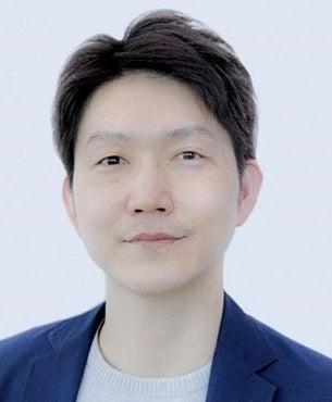 マッチングアプリ『with』、『Omiai』の運営統括を行