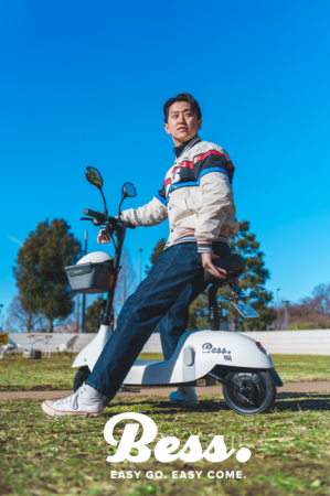 これが未来の原付 スマートスクーターBess. 目を奪う