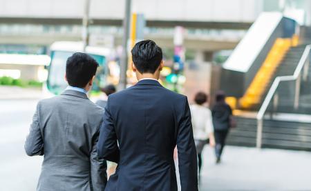 賃上げの二極化が鮮明に　従業員5,000人以上の企utf-8