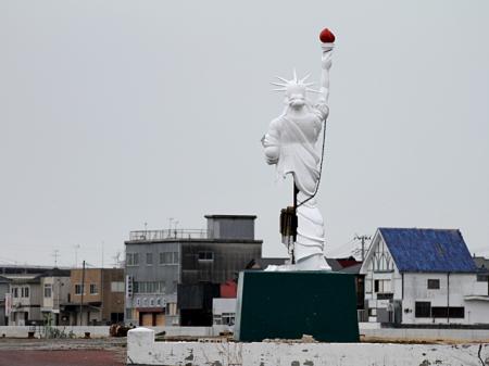 地震は予測が難しく、突然発生する。その為、日頃...