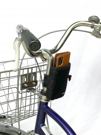 自転車に乗る時もスマホを手軽に手の届く位置にutf-8