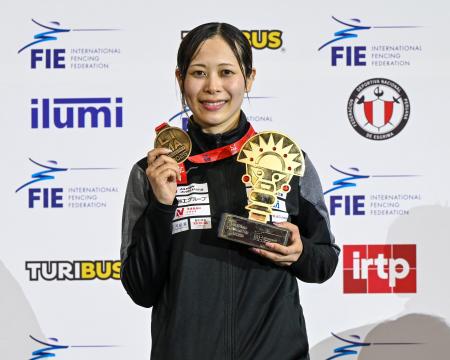 【フェンシング】史上初！女子フルーレ グランプリ大