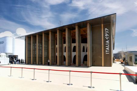 イタリアの貴重な芸術作品と、Eataly（イータリー）が