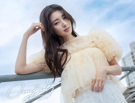 俳優・モデル　宮本茉由、公式アプリリリースのお知ら