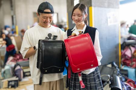 【思い出のランドセルギフト】日本のランドセルでアフ