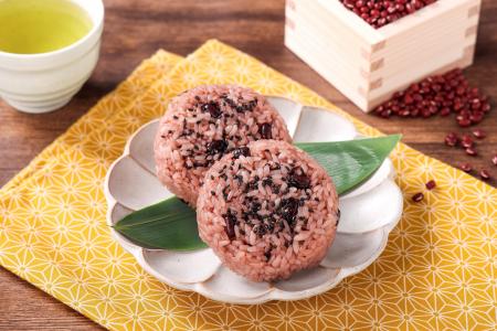 セブン‐イレブンの「赤飯おこわおむすび」がリニュー