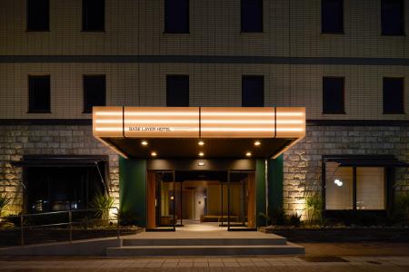 カルチャービジネスホテル「BASE LAYER HOTEL」の初拠
