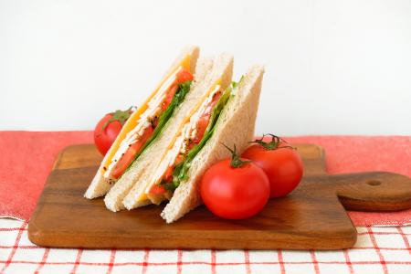 食べ応え抜群で体にも嬉しい毎日のご褒美サンド「高リ