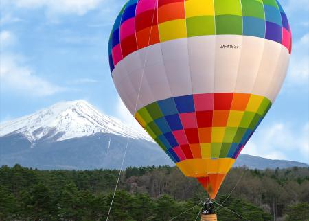 大好評！5月24日(土)・25日(日)は富士山の麓で熱気球