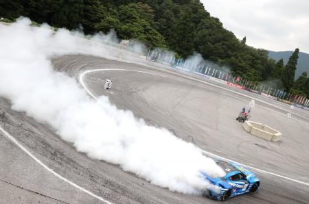 【世界レベル】のドリフトバトル！！「D1グランプリ 2