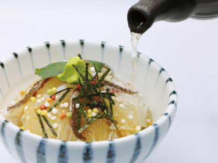 今年で15年目　禁漁明けの新鮮な天然真鯛をご堪能あれ