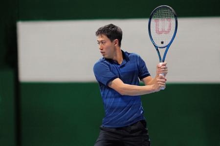 錦織 圭選手　フランス大会で着用する新作ウェア　5月