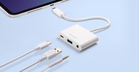 タブレットを充電しながら有線イヤホンとUSB機器が使