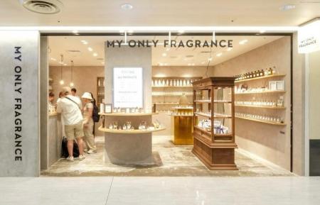 MY ONLY FRAGRANCE 千葉成田空港店に旅の思い出を持ち