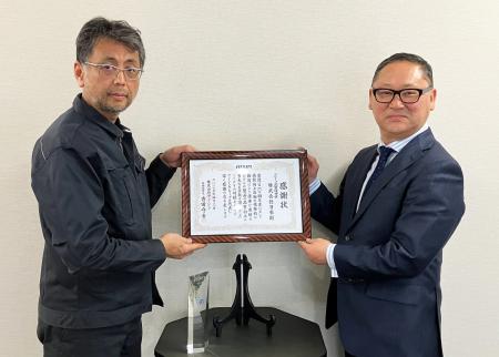 自動車用ブレーキ部品「ロッドシール」を製造すutf-8
