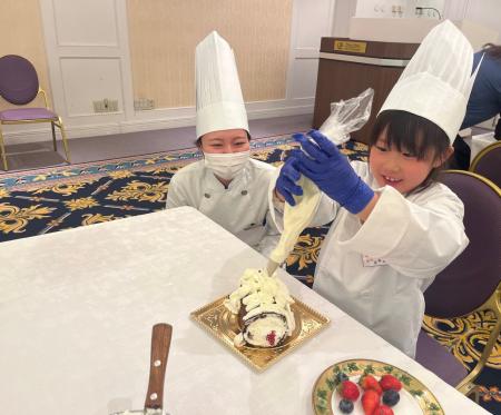 【新横浜プリンスホテル】父の日にはお子さま手作りの