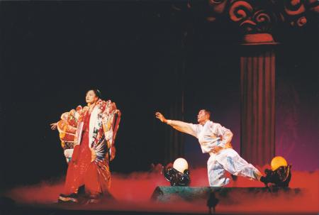 日本の神楽とオーケストラのコラボ「神平楽（カペラ）