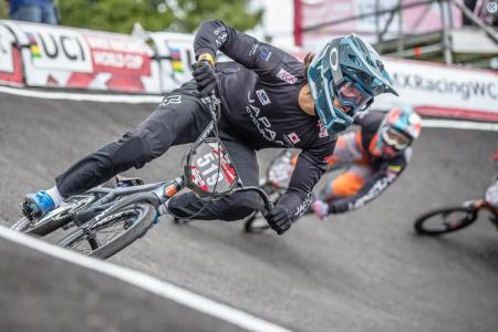 BMXレース 中井飛馬選手 ビーズインターナショナル入