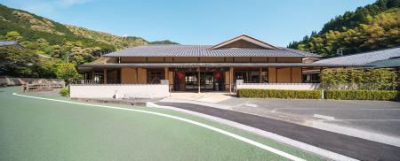 大阪・関西万博 静岡県ブースにて『お茶染め』体験を