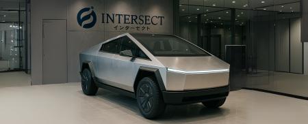 【国内初導入】Tesla Cybertruckがついに登場！株式会