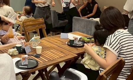 離乳期からの食育体験　もむ・ふる・まぜるでクッキン