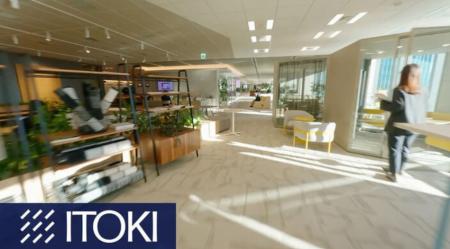 イトーキの本社オフィスをドローンで撮影した映像が「