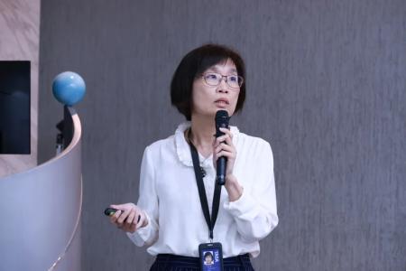 6月9日に台湾国家宇宙センターの女性リーダーから台湾