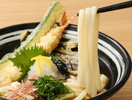 【　夏を涼やかに　～うどんでおもてなし～　】「自家
