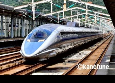 ～まもなく引退を迎える５００系車両と共に～「夏休み