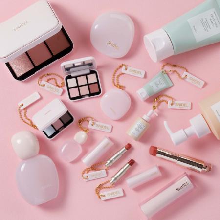 ＜SNIDEL BEAUTY＞人気アイテムがミニチュアチャーム
