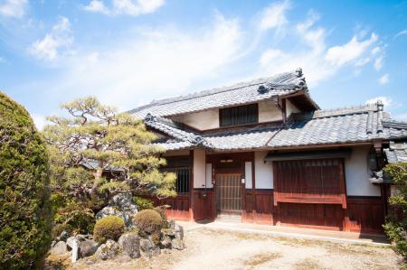 Airbnb 、水原希子、ローラとAkiya Design Project で
