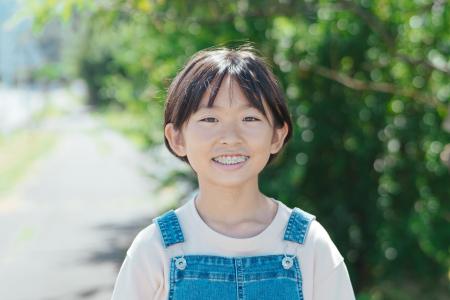 矯正歯科治療中の方を対象にした笑顔のフォトコンテス