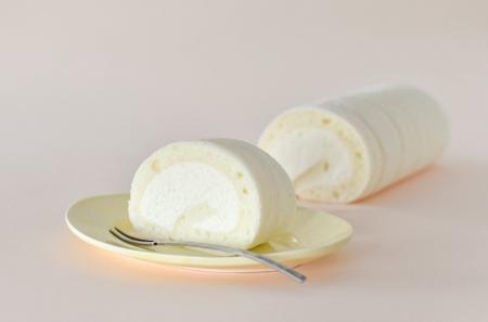 ミルクスイーツブランド「MILK STAR」より、真っ白な