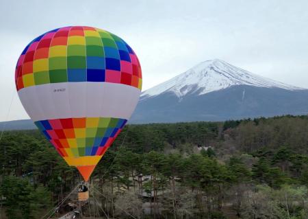 好評につき第3弾！6月15日(日)は富士山の麓で熱気球に