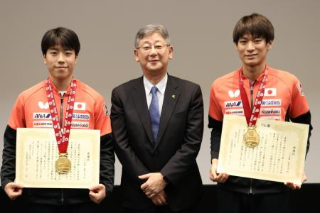 世界卓球２０２５ 卓球男子ダブルス「金」戸上・篠塚