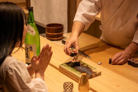 好評につき今年も登場！ 『GENTLE Sushi Bar』の板前