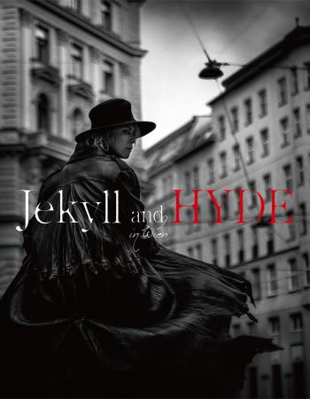 HYDEがオーストリア・ウィーンで撮りおろした写真集『