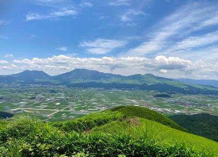 ご好評につき継続決定！！「阿蘇ぐるっと周遊バス」を