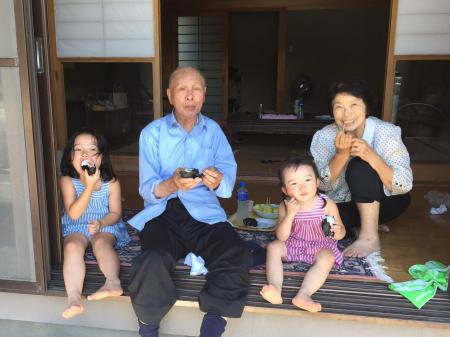 アフリカ・アジアの子どもたちに給食を、日本のコメ離