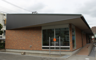 LIXIL、ユニバーサルデザインの技術を結集したオフィ LIXIL、ユニバーサルデザインの技術を結集したオフィ