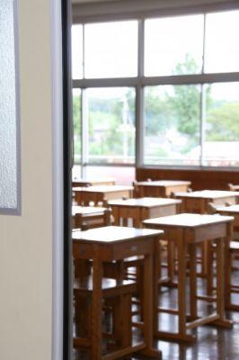 ≪精神疾患940人≫退職教員 病気理由の半数が精神疾患 ≪精神疾患940人≫退職教員 病気理由の半数が精神疾患