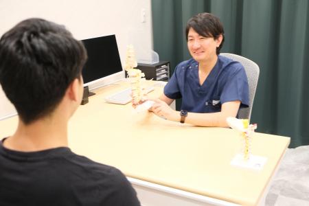 【先端医療による日帰り治療を提供する腰痛専門クリニ 【先端医療による日帰り治療を提供する腰痛専門クリニ