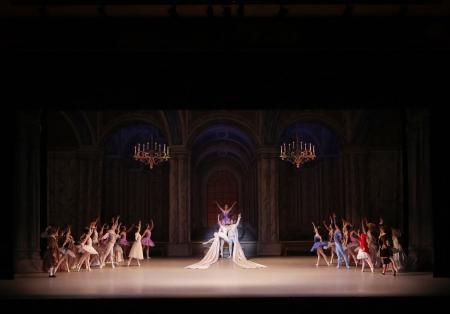 プロバレエダンサーを招いた3才からプロまでが集utf-8 プロバレエダンサーを招いた3才からプロまでが集utf-8