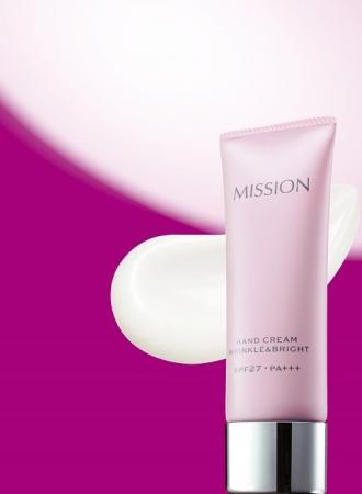 手肌にも、攻めのケア。シワ改善×美白※1の薬用エイジ 手肌にも、攻めのケア。シワ改善×美白※1の薬用エイジ