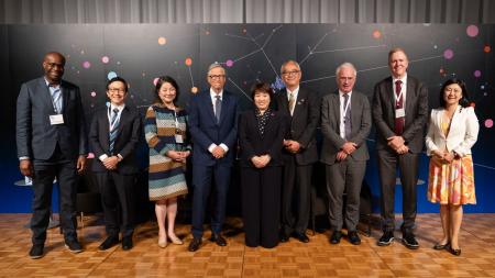 ビル・ゲイツ、日本のグローバルヘルス分野における重 ビル・ゲイツ、日本のグローバルヘルス分野における重