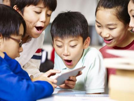 不登校のオンライン個別支援が「学び」と「自信」を変 不登校のオンライン個別支援が「学び」と「自信」を変