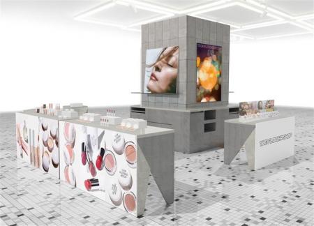 佐田真由美プロデュースメイクブランド「ザ・フラワー 佐田真由美プロデュースメイクブランド「ザ・フラワー