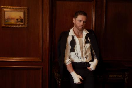 AMIRIがアンバサダーのカネロ・アルバレスをフィーチ AMIRIがアンバサダーのカネロ・アルバレスをフィーチ